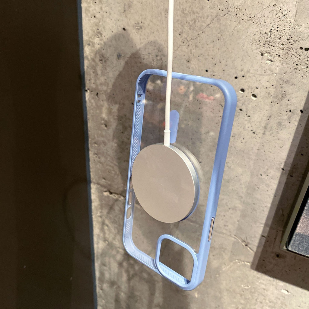 Phone Case transparente de acrílico con carga MagSafe, perfecta para proteger tu teléfono.